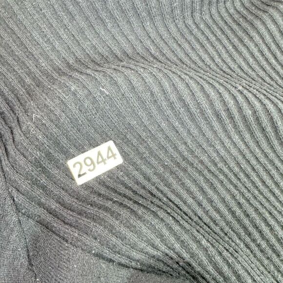 J. McLaughlin Seaspray Sweater Womens Large Black Cashmere Button Shoulder - Picture 8 of 8